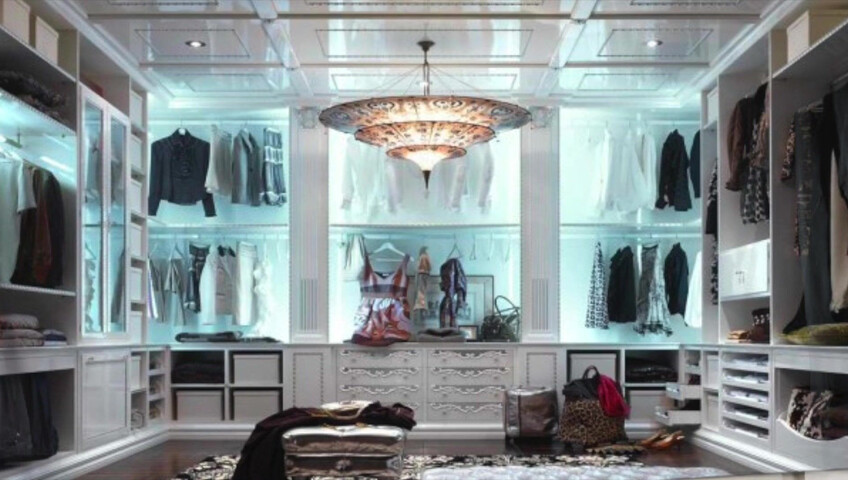 Miss Bell ASMR - Clothing Store Try On - 1 August 2021