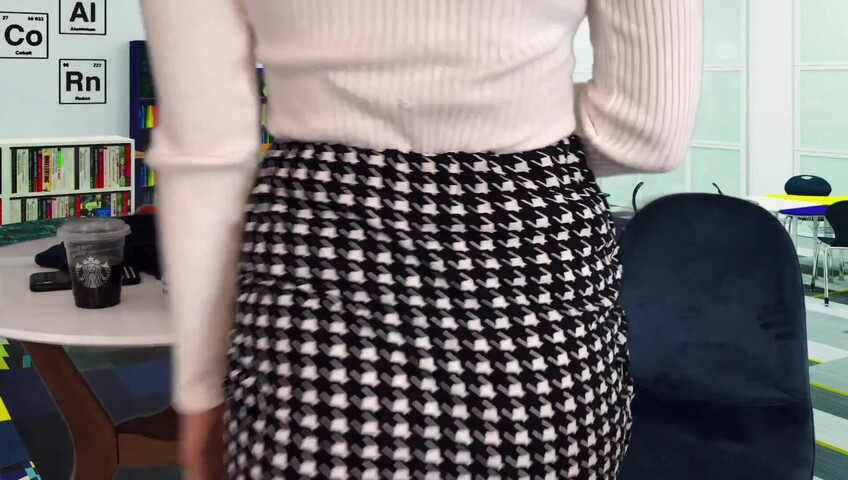 Miss Bell ASMR - Help Me Pick Out My Skirt