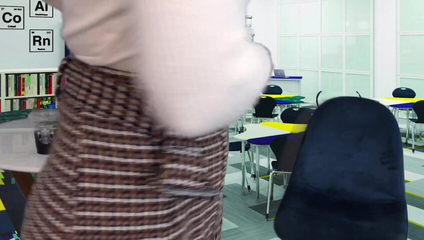 Miss Bell ASMR - Help Me Pick Out My Skirt