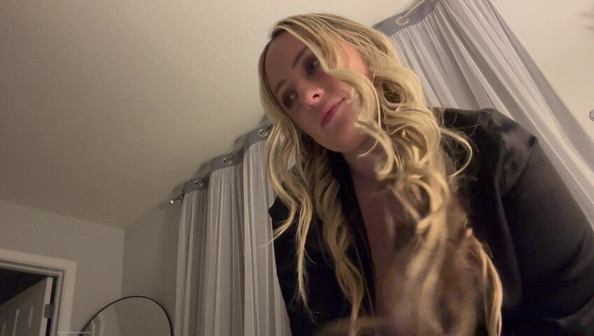 Miss Cassi - Encouraging Masturbation and Ejaculation on my Breasts 4K