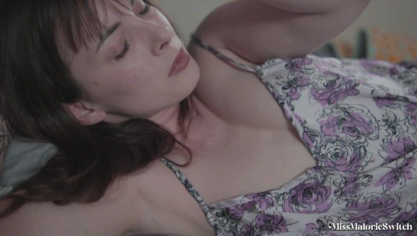 Miss Malorie Switch – Mommy And Son's Bedtime