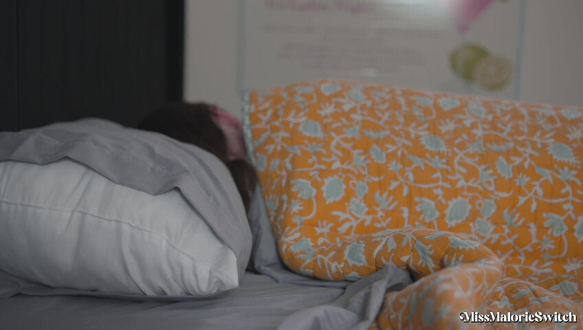 Miss Malorie Switch – Mommy And Son's Bedtime