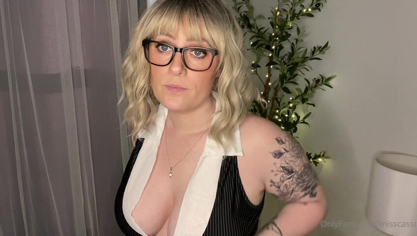 MissCassi - Sloppy Teacher Sneaks and Sucks You Off