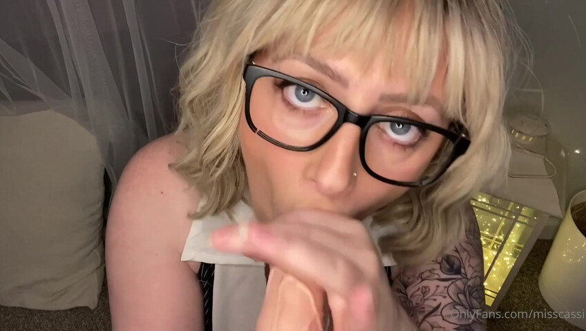 MissCassi - Sloppy Teacher Sneaks and Sucks You Off