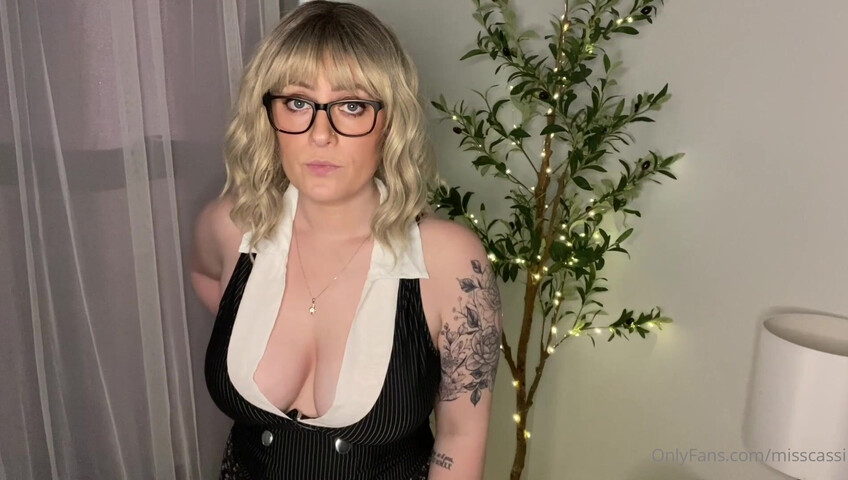 MissCassi - Sloppy Teacher Sneaks and Sucks You Off