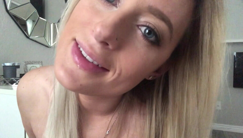 MissCassi Onlyfans Dildo Masturbation and Kisses