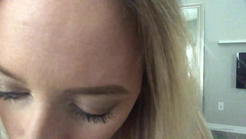 MissCassi Onlyfans Dildo Masturbation and Kisses