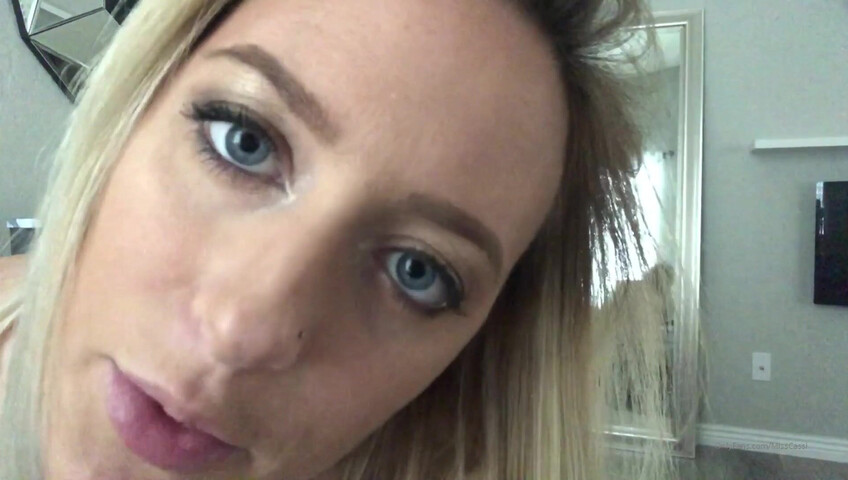 MissCassi Onlyfans Dildo Masturbation and Kisses