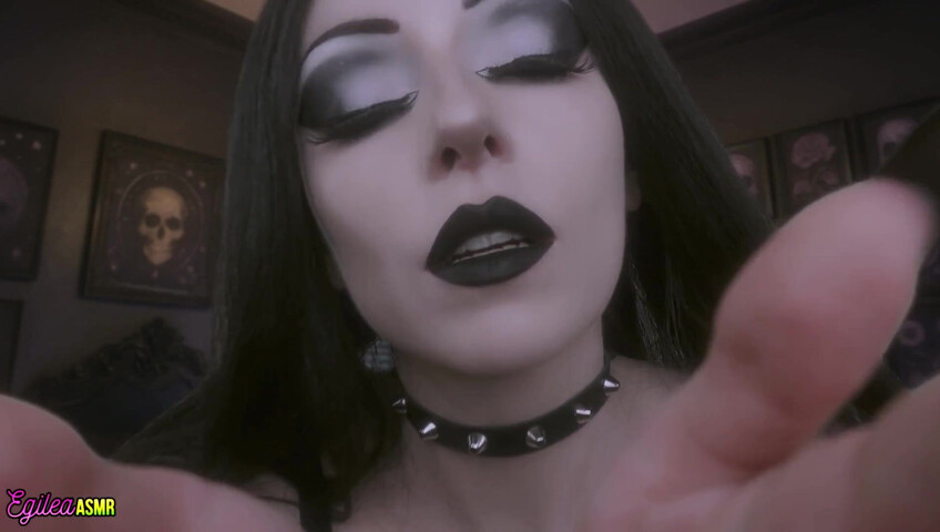 Egilea ASMR - Goth Girl Kisses You