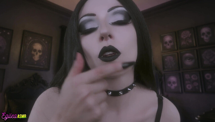 Egilea ASMR - Goth Girl Kisses You