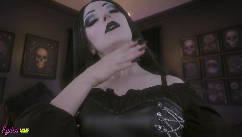 Egilea ASMR - Goth Girl Kisses You