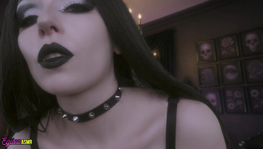 Egilea ASMR - Goth Girl Kisses You