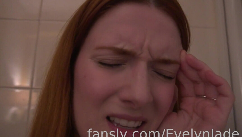 Evelyn Jade – Mom Loses Her Mind