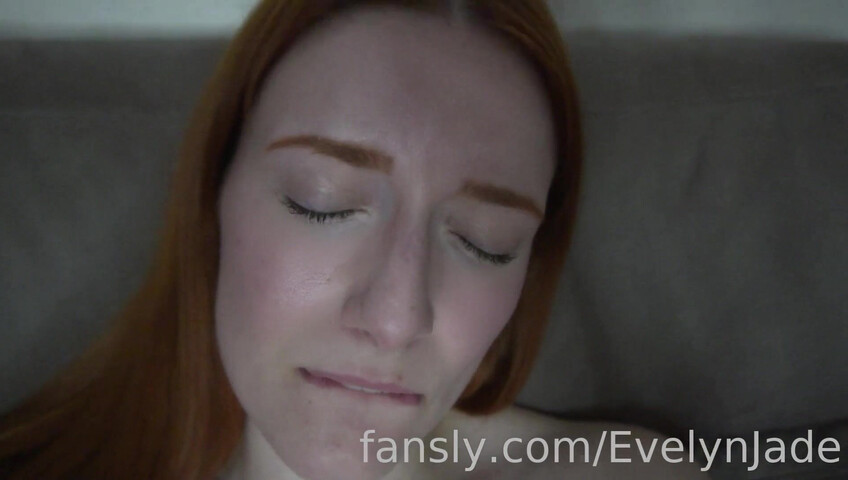 Evelyn Jade – Mom Loses Her Mind