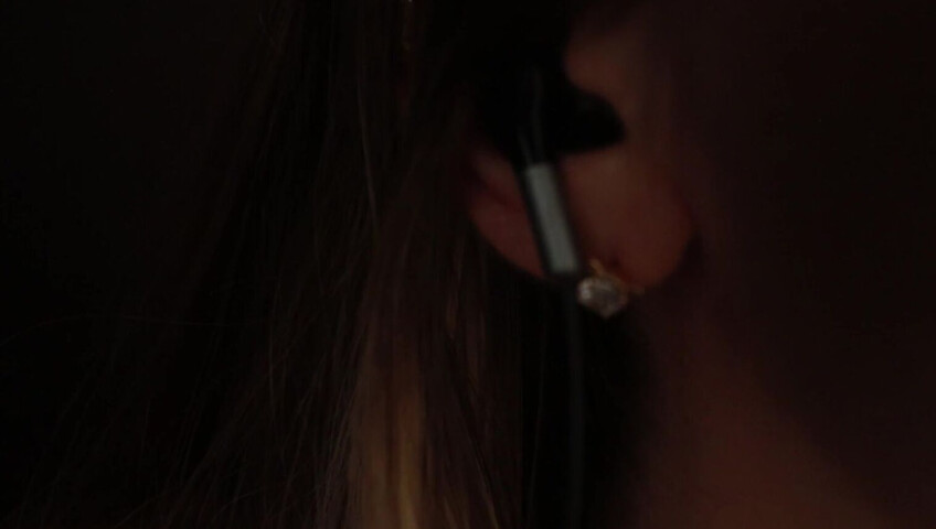 FrivolousFox ASMR - 14 February 2025 - Valentine's Exclusive - Covering You With Tingly Kisses