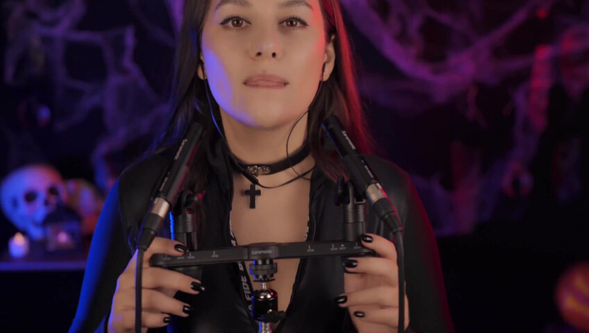 Honeygirl ASMR - Kisses