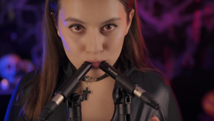 Honeygirl ASMR - Kisses