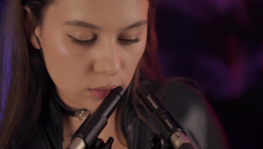 Honeygirl ASMR - Kisses