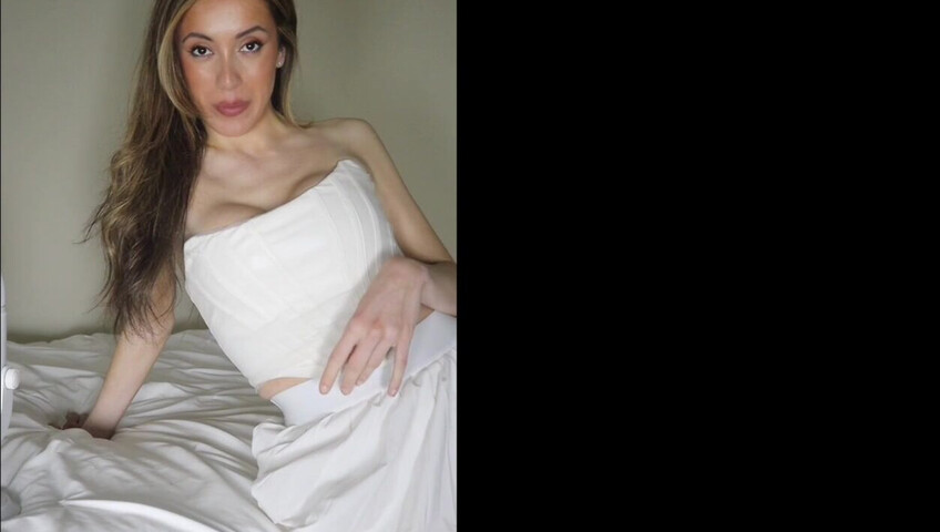 Isabella ASMR - 26 April 2024 - Flirty Transfer Student Invites You Over