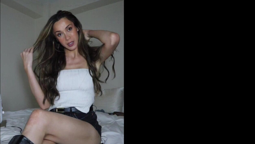 Isabella ASMR 25 August 2024 - flirty team doctor agrees to go on a date with you