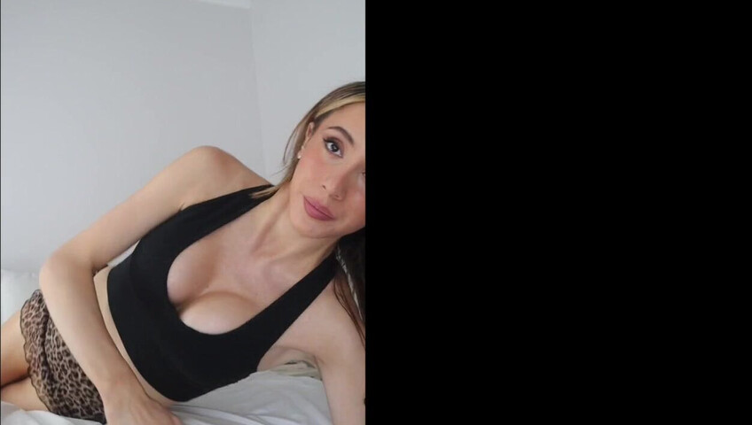 Isabella ASMR 8 November 2024 - what happens after your crush sits on your lap