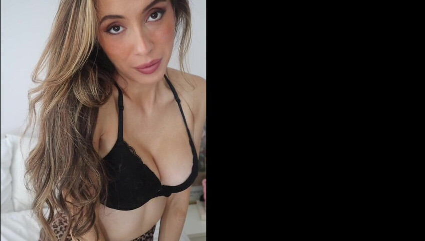 Isabella ASMR 8 November 2024 - what happens after your crush sits on your lap