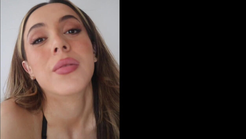 Isabella ASMR 8 November 2024 - what happens after your crush sits on your lap