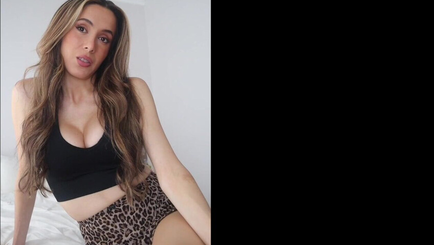 Isabella ASMR 8 November 2024 - what happens after your crush sits on your lap