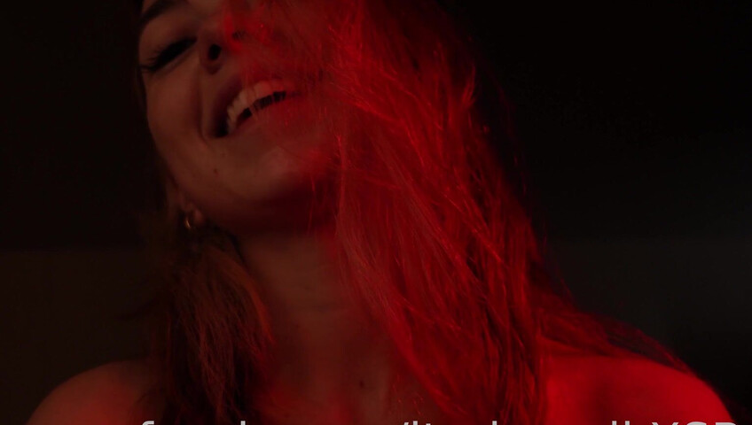 Its_Bunnii - Prop ASMR in a Towel