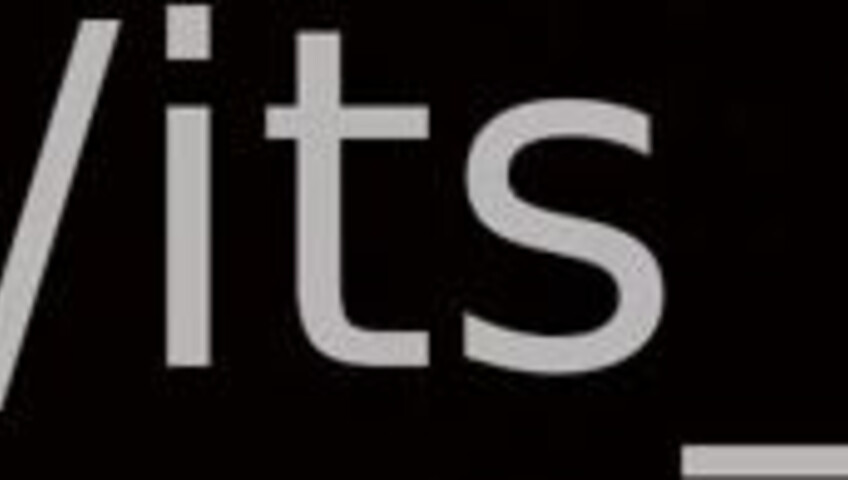 Its_Bunnii - Prop ASMR in a Towel