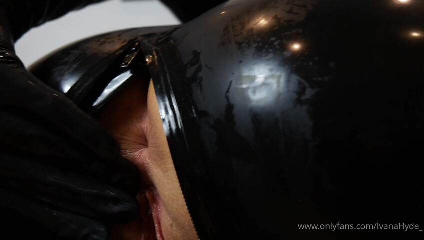 Ivana Hyde - Latex Doll Creampie