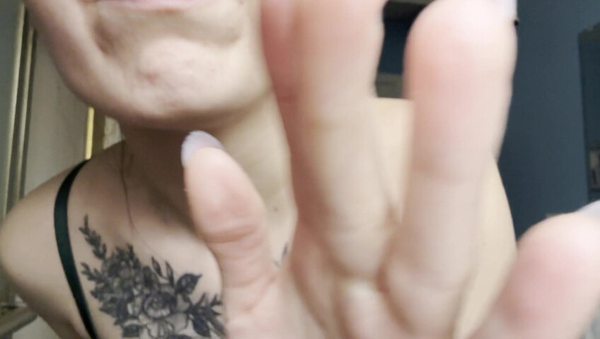 MadzzWorld - ASMR spit painting