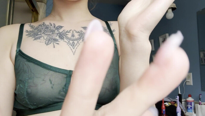 MadzzWorld - ASMR spit painting