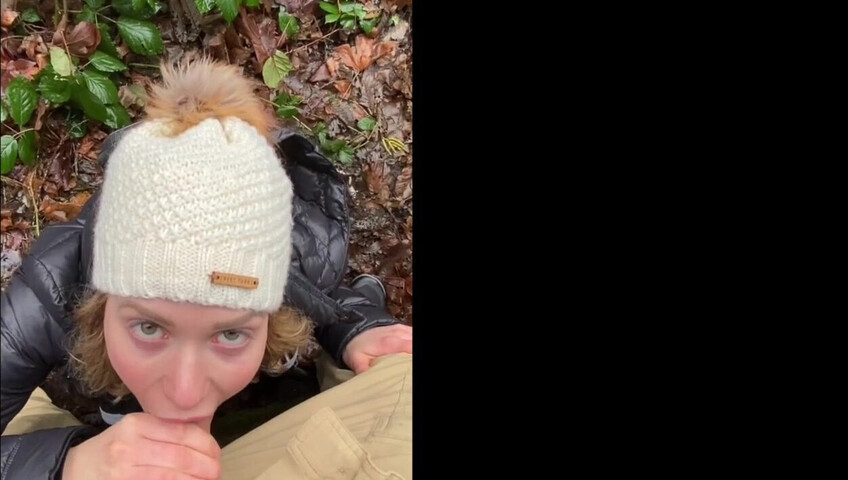 Mia Malkova Outdoor Blowjob