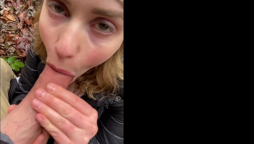 Mia Malkova Outdoor Blowjob