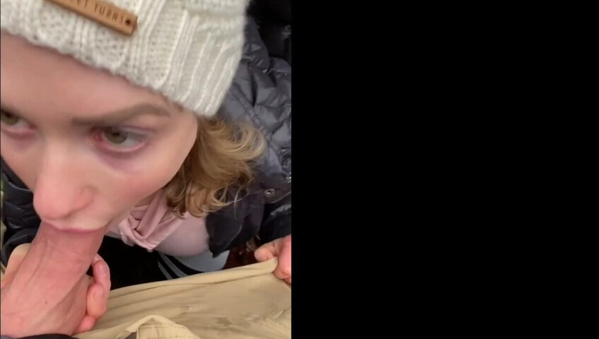 Mia Malkova Outdoor Blowjob