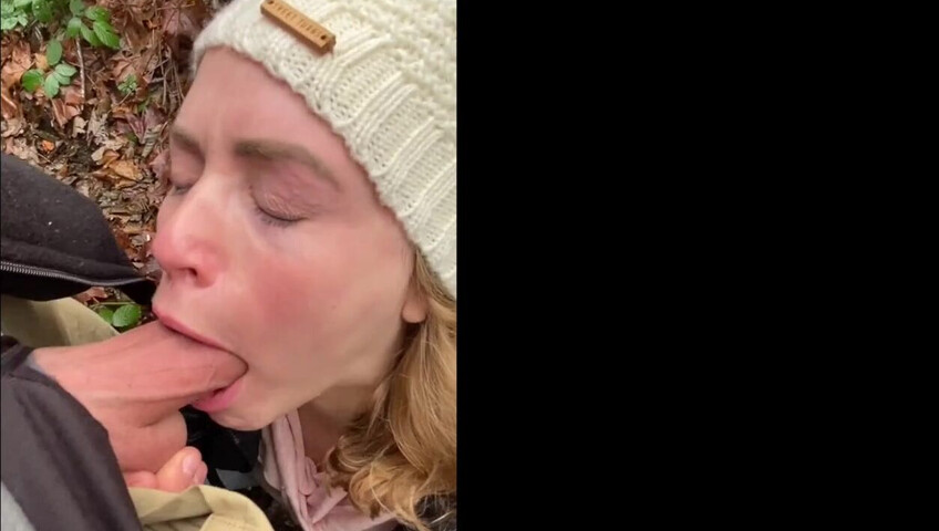 Mia Malkova Outdoor Blowjob