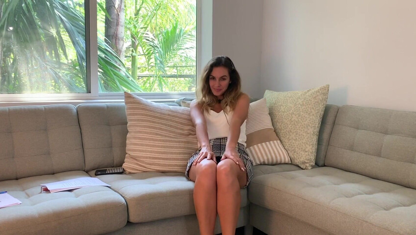 Miss Bell ASMR - 29 March 2021 - Roleplay