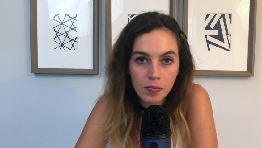 Miss Bell ASMR - Kisses and mouth sounds - 24 May 2021