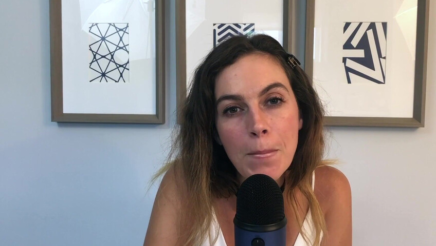 Miss Bell ASMR - Kisses and mouth sounds - 24 May 2021