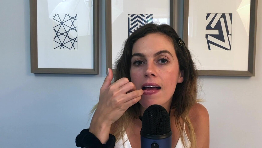 Miss Bell ASMR - Kisses and mouth sounds - 24 May 2021