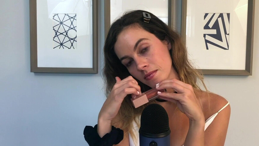 Miss Bell ASMR - Kisses and mouth sounds - 24 May 2021