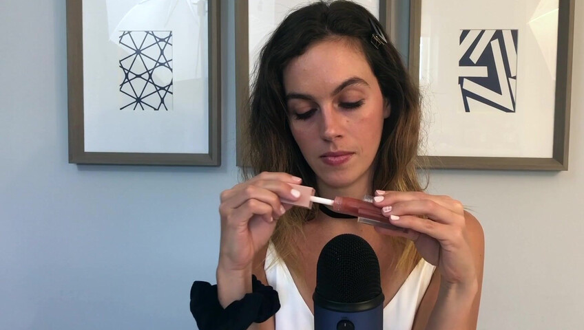 Miss Bell ASMR - Kisses and mouth sounds - 24 May 2021