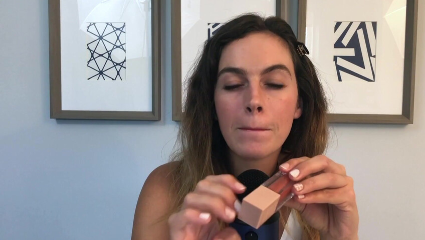 Miss Bell ASMR - Kisses and mouth sounds - 24 May 2021