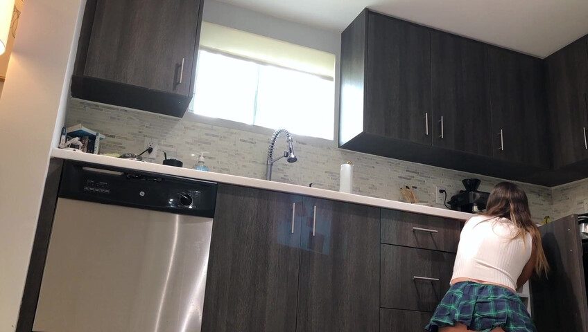 Miss Bell ASMR - Kitchen cleaning