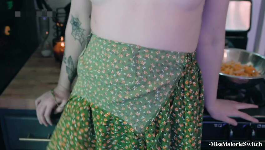 Miss Malorie Switch - Sneaky step-Daddy