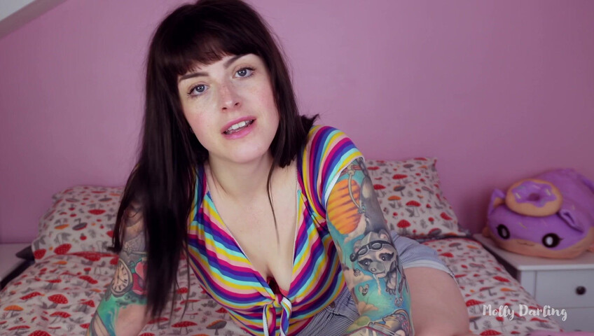 Molly Darling - Cum on my fuzzy pussy