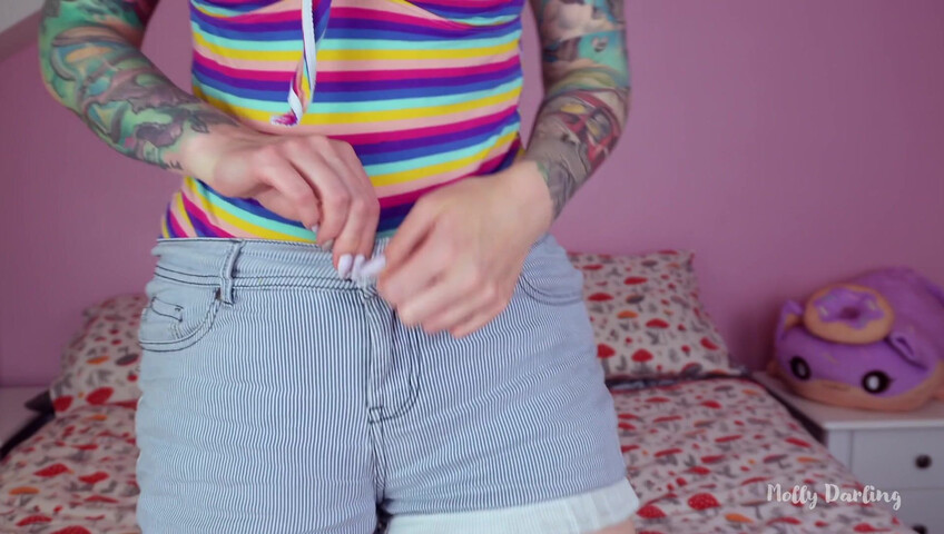 Molly Darling - Cum on my fuzzy pussy