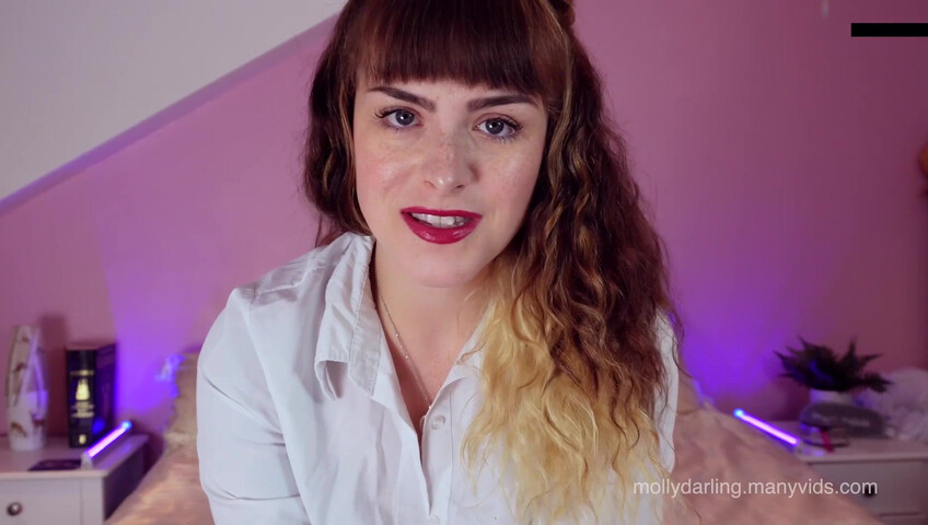 Molly Darling - Mommy Finds Your Porn