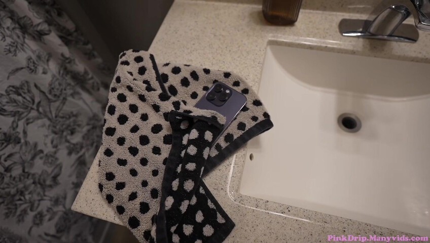 Pink Drip - Daughter' Calls Dibs​